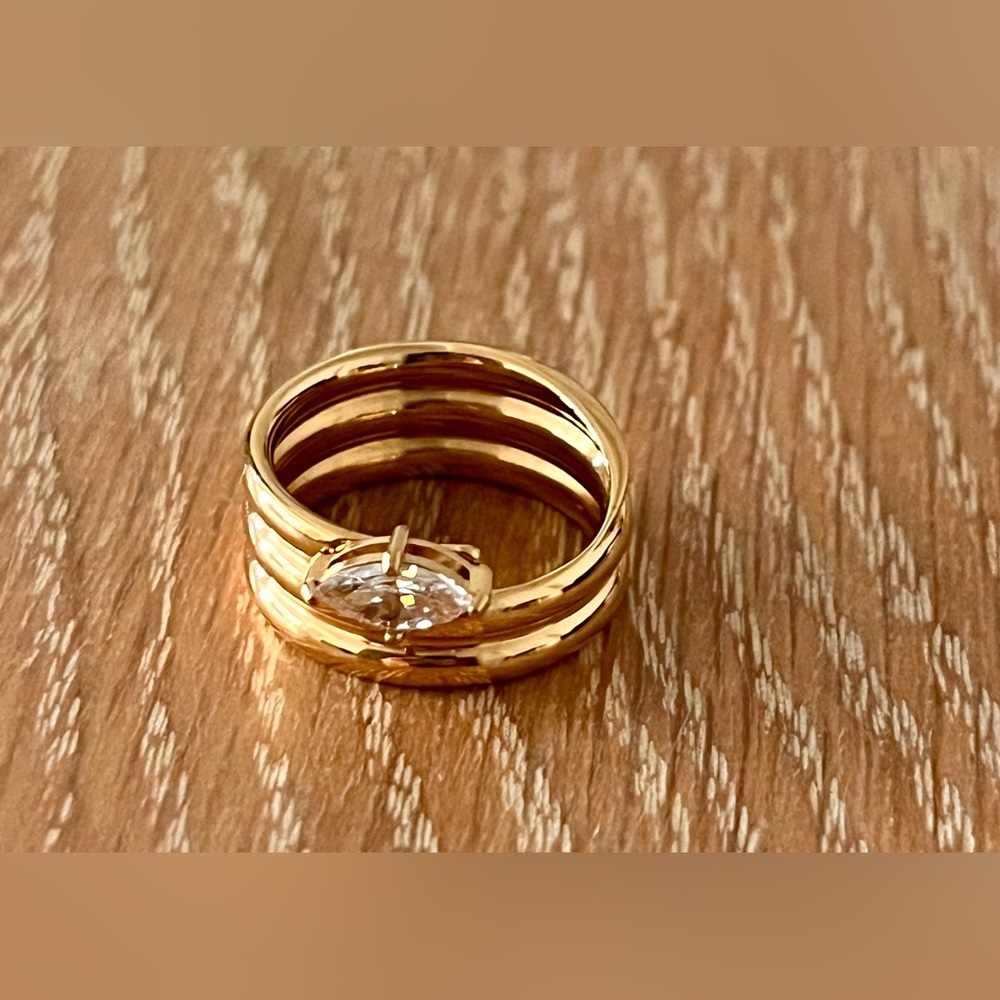 Gold tone Triple Band Ring with Marquise-Cut Stone – Size 7